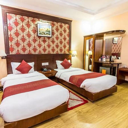 Hotel Pokhara Goodwill Екстериор снимка