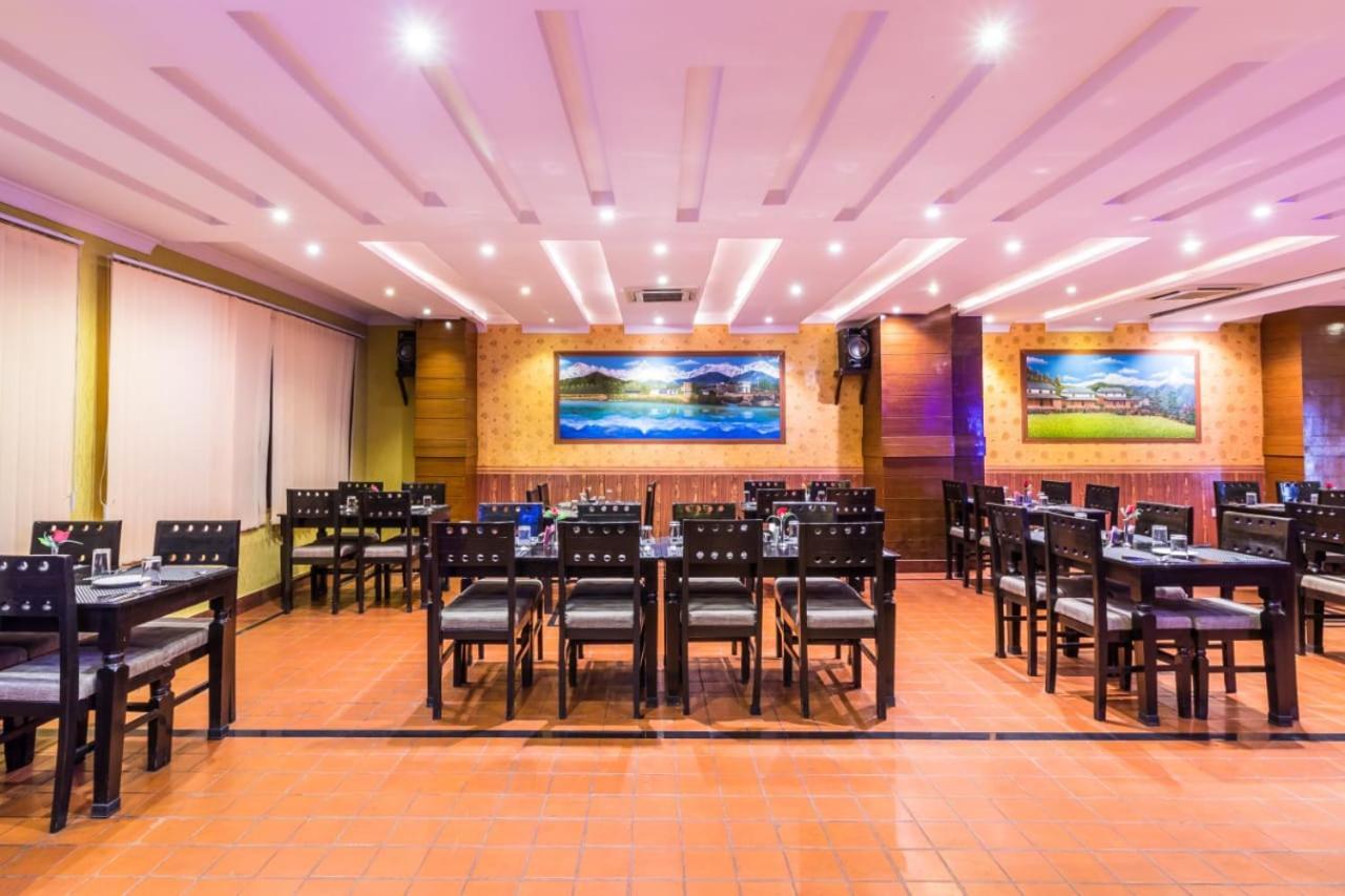 Hotel Pokhara Goodwill Екстериор снимка