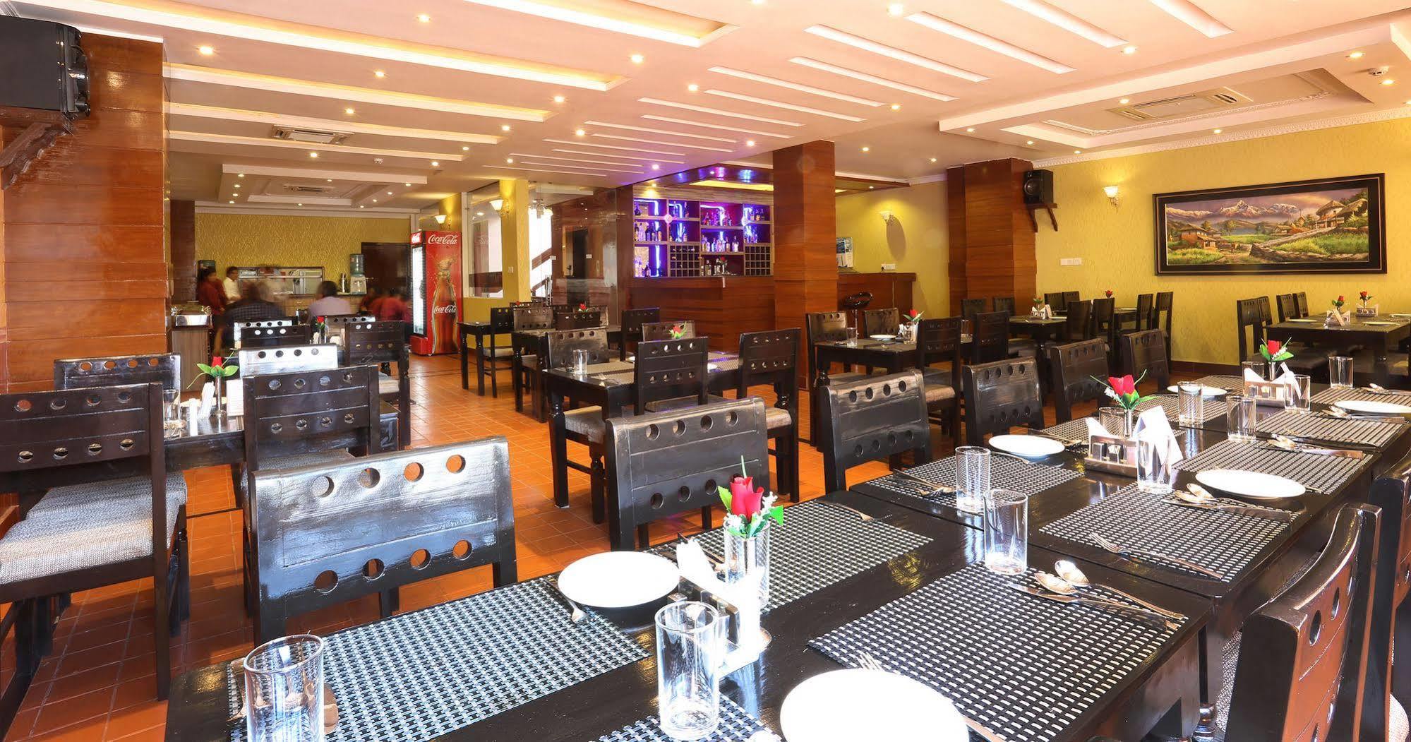 Hotel Pokhara Goodwill Екстериор снимка