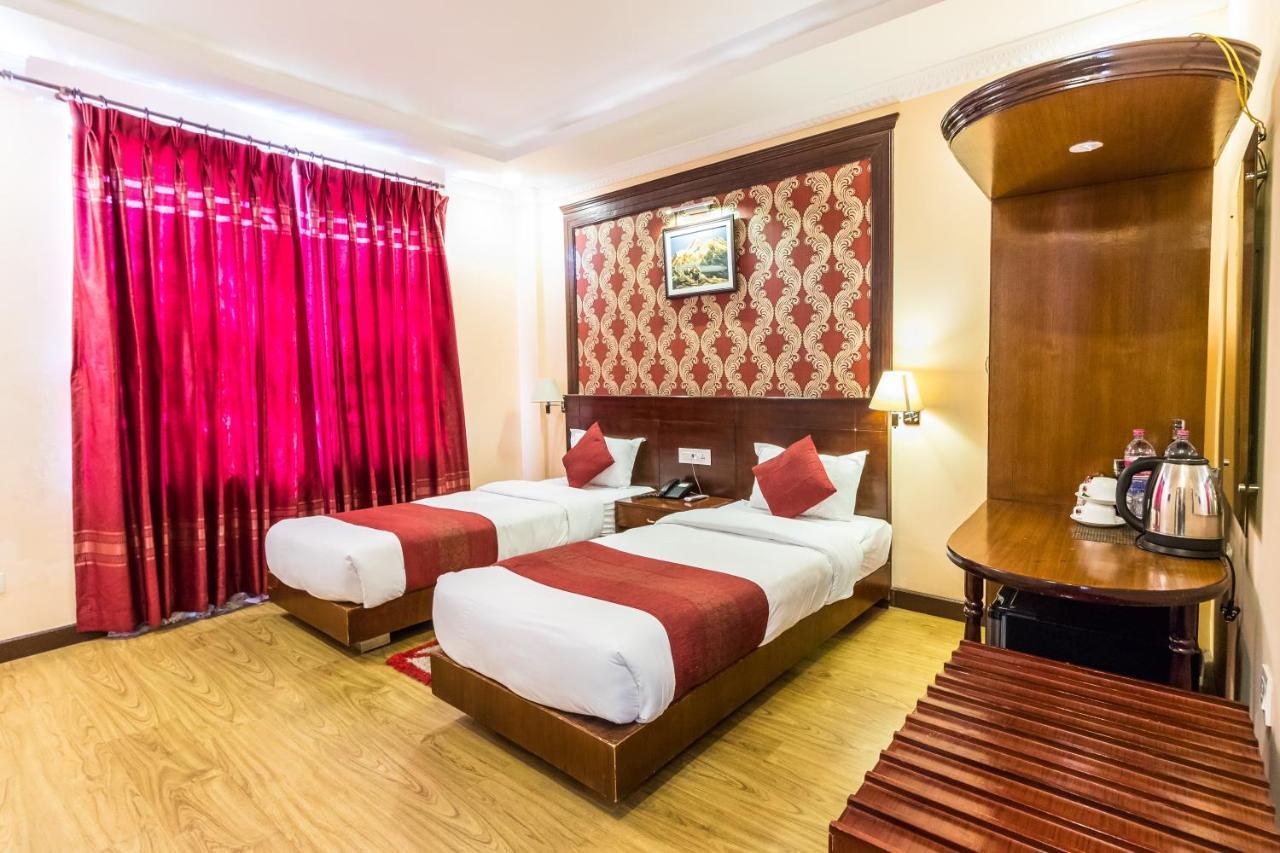 Hotel Pokhara Goodwill Екстериор снимка