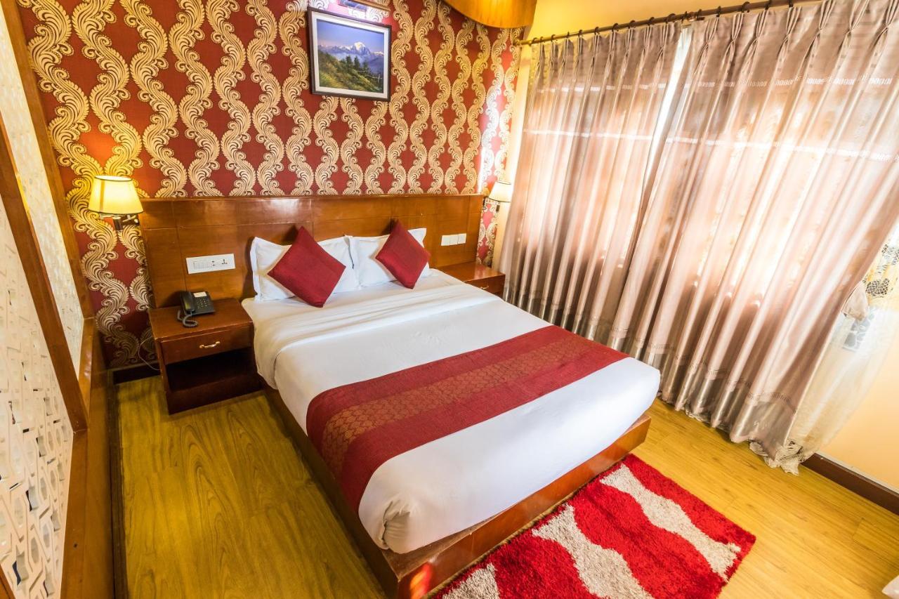 Hotel Pokhara Goodwill Екстериор снимка